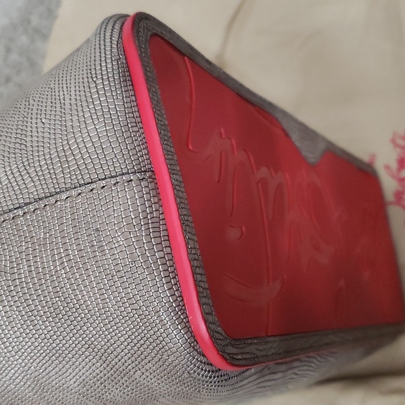 Authentic Christian Louboutin Cabata Purse - Picture 3 of 11
